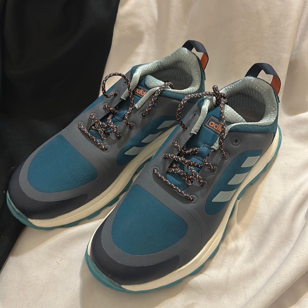 Adidas women shoes
